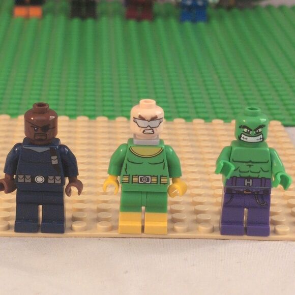 LEGO 30 Marvel Super Heroes And Villains Minifigures Lot Spiderman Ghost Rider - Picture 8 of 11